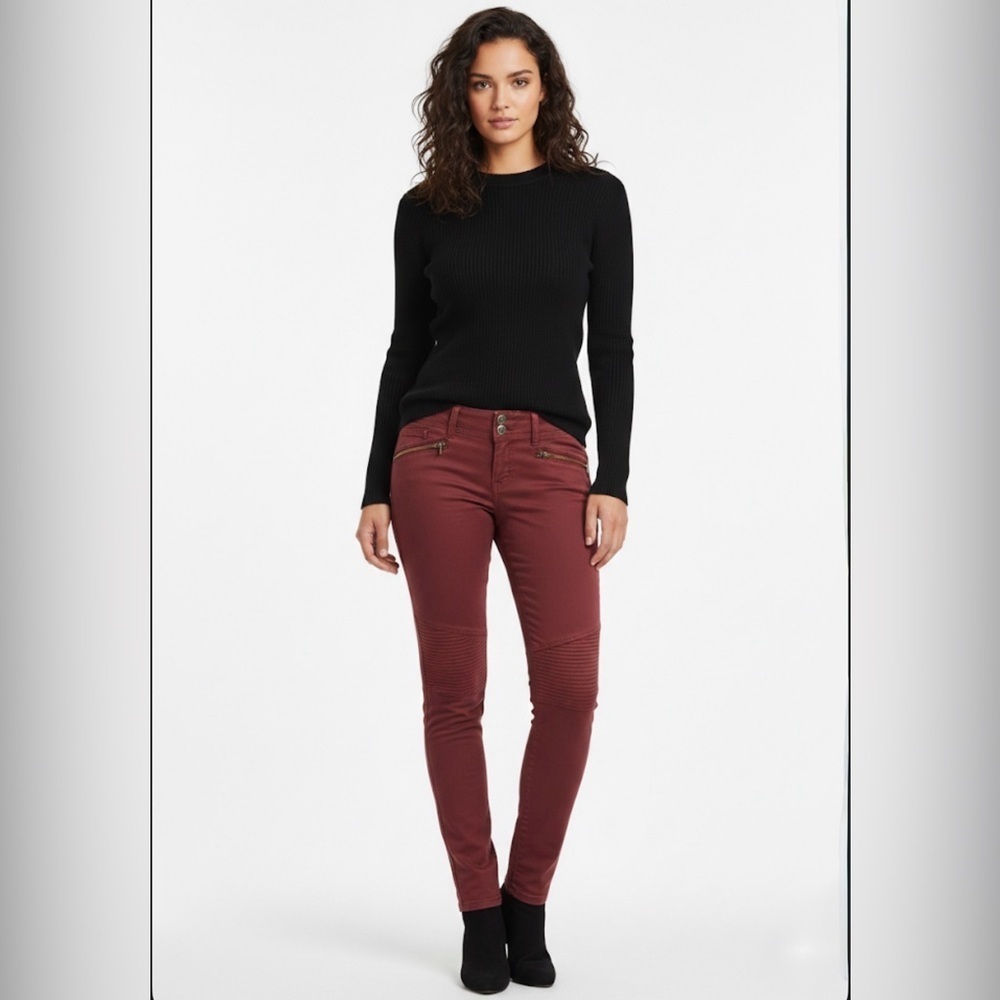 American Eagle Maroon Moto Skinny Pants - Women’s Size 6 - Low Rise Stretch